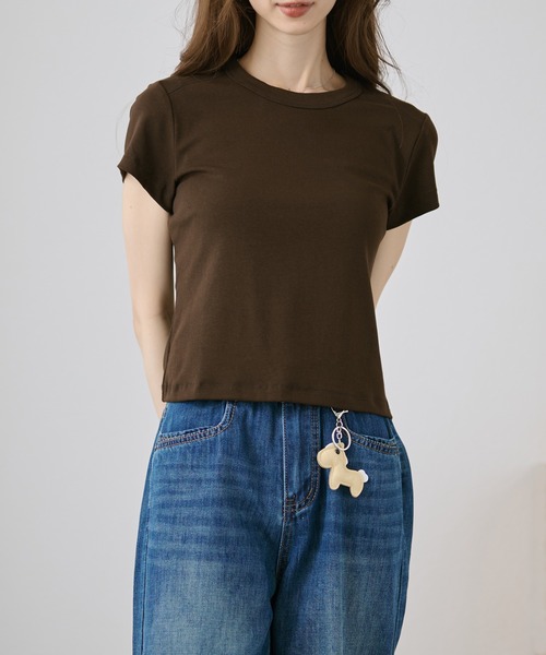 DAYRA(デイラ)の「無地 半袖 コンパクト Tシャツ トップス(Tシャツ/カットソー・レディース・ホワイト/チャコールグレー/ライトグレー/ブラック/ブラウン/イエロー・FREE)」の5枚目の写真