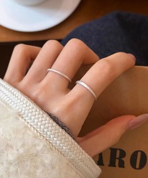金属アレルギー対応スターモチーフ マットシルバー リング 細身 ミニマル レイヤード アクセ