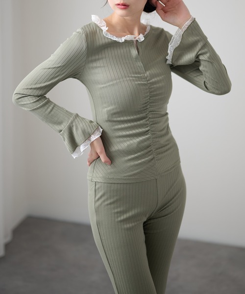 DAYRA（デイラ）の「レーストリム シャーリング キーネック 長袖 リブトップス（Tシャツ/カットソー・レディース・ブラック/チャコールグレー/グリーン・FREE/S）」の18枚目の写真
