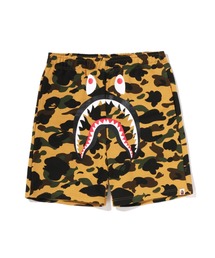 A BATHING APE（アベイシングエイプ）の「1ST CAMO SHARK SWEAT SHORTS（スウェットパンツ）」