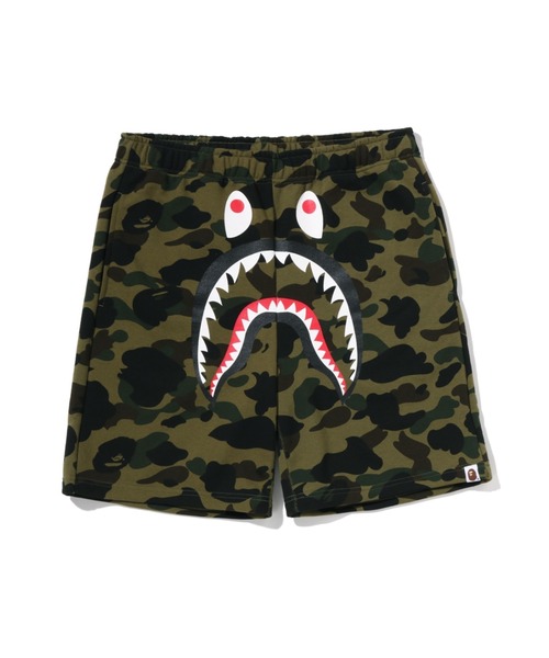 a bathing ape 1st カモ　シャーク　ハーフパンツ 1ST CAMO SHARK SWEAT SHORTS（スウェットパンツ）｜A BATHING APE（ア