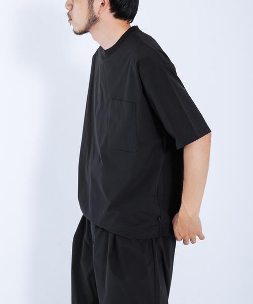 EKAL(エカル)の「『接触冷感/速乾』SOLOTEX ショートスリーブTシャツ(Tシャツ/カットソー・メンズ・ネイビー/ブラック/グレー系その他・MEDIUM/LARGE)」の5枚目の写真