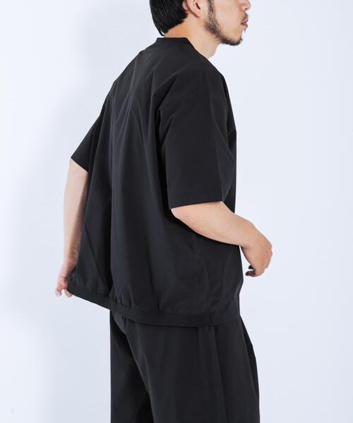 EKAL(エカル)の「『接触冷感/速乾』SOLOTEX ショートスリーブTシャツ(Tシャツ/カットソー・メンズ・ネイビー/ブラック/グレー系その他・MEDIUM/LARGE)」の6枚目の写真