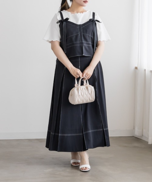 CLETTE(クレット)の「CLETTEオリジナル配色ステッチリボンビスチェ&ボックスタックスカートセット(ワンピース・レディース・チャコールグレー/ピンクベージュ/キャメル・3L/LL/4L)」の5枚目の写真