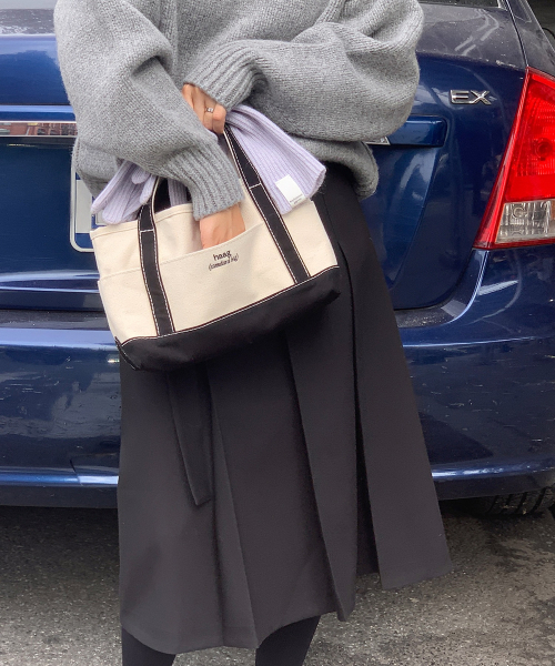 a standard bag (small)（トートバッグ）｜haag（ヘイグ）の
