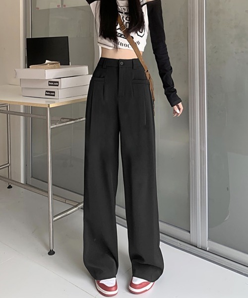 Miniministore(ミニミニストア)の「ワイドスラックスハイウエストタックパンツ(スラックス・レディース・ベージュ/ダークグレー/ブラウン/ブラック・M/L)」の1枚目の写真