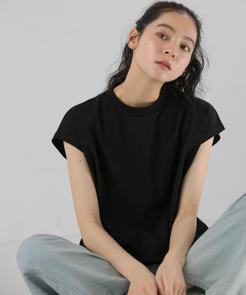 EKAL(エカル)の「『UR TECH ひやサラクール』フレンチスリーブカットソー(Tシャツ/カットソー・レディース・ブラック/ベージュ/バーガンディー/ホワイト・ONE)」の1枚目の写真
