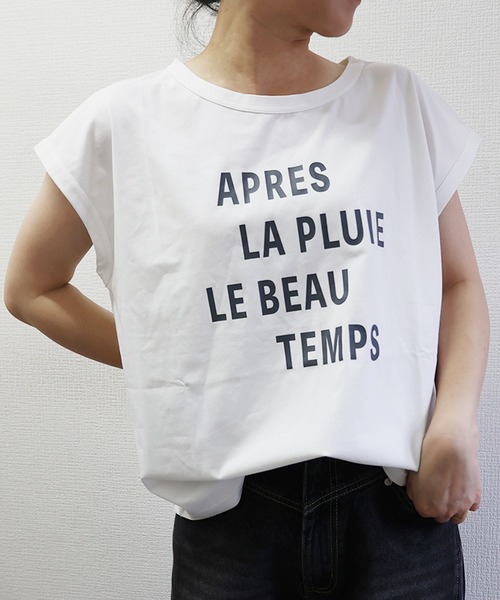 LUMIRA（アパレル）（ルミラ）の「接触冷感シルケット風天竺　ロゴプリントプルオーバー（Tシャツ/カットソー・レディース・オフホワイト/グレー/チャコール・FREE）」の6枚目の写真