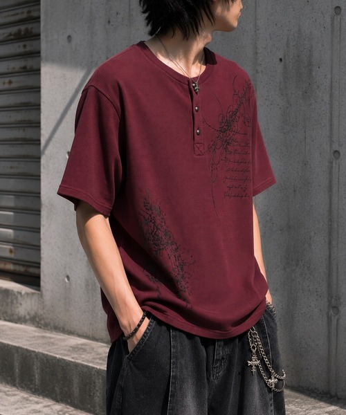 BENDER TOKYO（ベンダートウキョウ）の「ピグメント加工 ワッフル グラフィック ヘンリーネック 半袖Tシャツ（Tシャツ/カットソー・メンズ・アイボリー・L）」の9枚目の写真