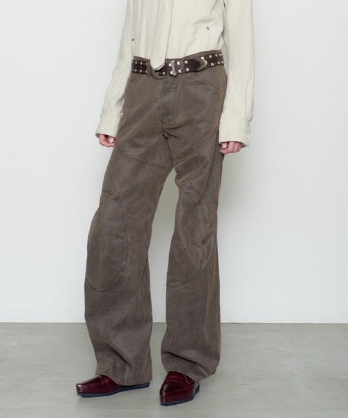 NVRFRGT(ネヴァーフォーゲット)の「PANELLED MOTO PANTS(デニムパンツ・メンズ・ブラウン/グレー・3/2)」の2枚目の写真