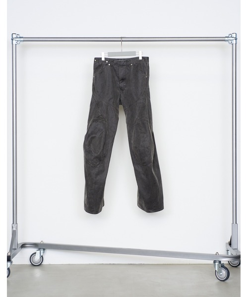 NVRFRGT(ネヴァーフォーゲット)の「PANELLED MOTO PANTS(デニムパンツ・メンズ・ブラウン/グレー・3/2)」の8枚目の写真