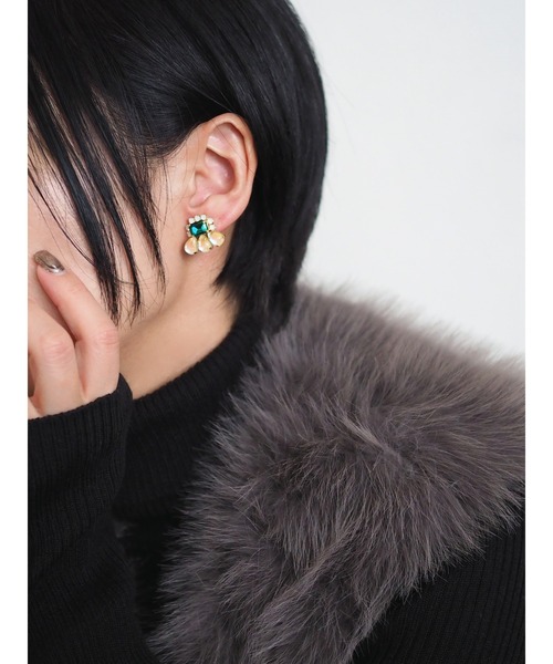 tone(トーン)の「【kanade】ビジューピアス(MA)(ピアス(両耳用)・レディース・ブルー/グリーン・FREE)」の12枚目の写真