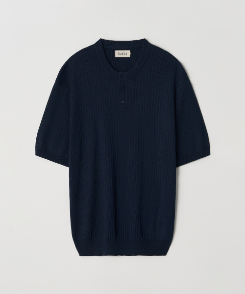 TRADCLUB(トラッドクラブ)の「ボタンダウンヘンリーネック半袖ニット5カラー(Tシャツ/カットソー・メンズ・ブラック/ホワイト/ベージュ/グレー/ネイビー・3XL/4XL/5XL/X-LARGE/XX-LARGE/LARGE/MEDIUM)」の11枚目の写真