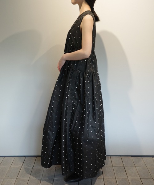 CLANE(クラネ)の「CLANE DOT TIERED VOLUME ONEPIECE(ワンピース・レディース・その他・2/1)」の3枚目の写真