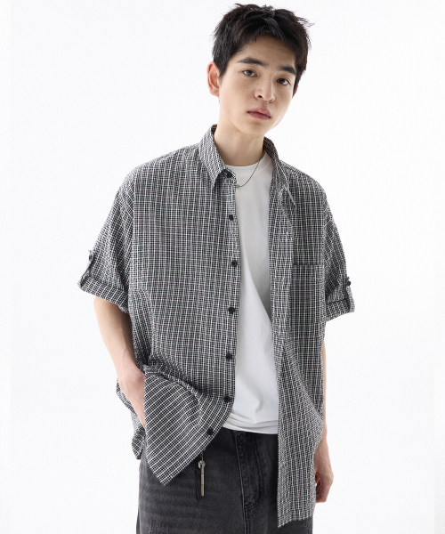 F.ILLUMINATE(フィルミネイト)の「ロールアップチェックハーフシャツ-ブラック(シャツ/ブラウス・レディース・その他・LARGE/SMALL/MEDIUM)」の2枚目の写真
