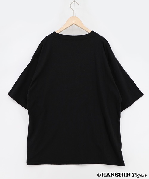 ScoLar(スカラー)の「462028:阪神タイガース×ScoLar スカラーと阪神タイガースMIXした柄Tシャツ(Tシャツ/カットソー・レディース・オフホワイト/ブラック・L/M)」の7枚目の写真
