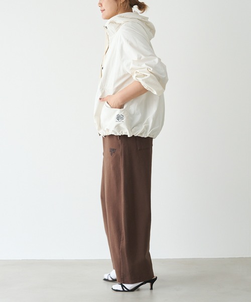 PUAL CE CIN（ピュアルセシン）の「ストレッチ裏毛カーブシルエットスウェットパンツ（スウェットパンツ・レディース・ブラウン/ベージュ/アイボリー・FREE）」の8枚目の写真