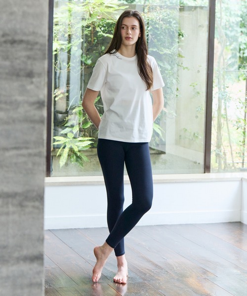 Julier Yoga and Relax（ジュリエヨガアンドリラックス）の「Julier コンディショニングTee（Tシャツ/カットソー・レディース・ホワイト/ネイビー・1/2）」の20枚目の写真