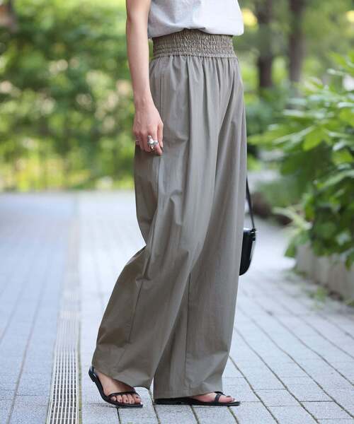 JOURNAL STANDARD(ジャーナルスタンダード)の「【撥水/接触冷感/UVカット】リネンNYストレッチワイドパンツ(その他パンツ・レディース・グレー・44)」の9枚目の写真