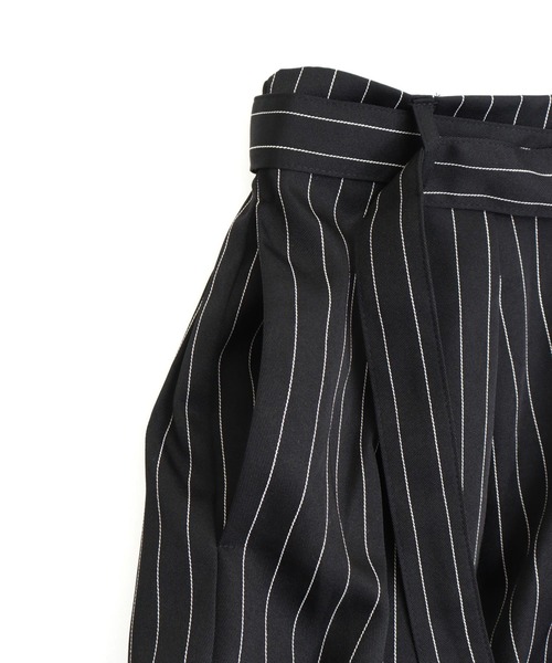ANAP(アナップ)の「ストライプ柄ショートパンツ(その他パンツ・レディース・ブラック/グレー・F)」の18枚目の写真