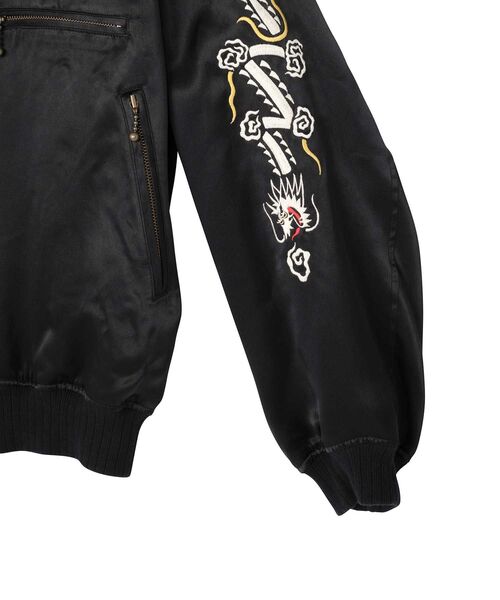 HYSTERIC GLAMOUR（ヒステリックグラマー）の「LIGHTNING DRAGON刺繍 スカジャン（スカジャン・メンズ・ブラック/ホワイト・SMALL/MEDIUM/LARGE/X-LARGE）」の9枚目の写真
