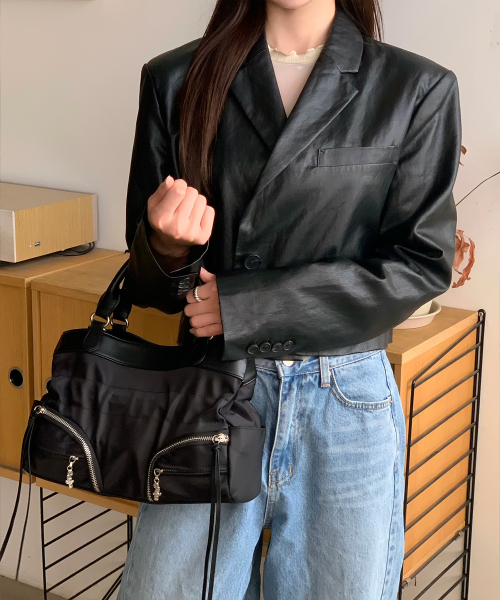 Carlyn（カーリン）の「KIKO H76332010（ショルダーバッグ・レディース・ダークブラウン/ラベンダー/ブラック/カーキ・FREE）」の7枚目の写真