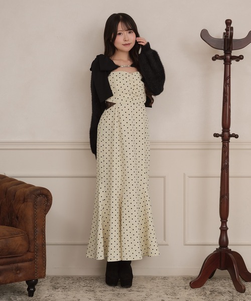 apres jour(アプレジュール)の「【取り外し可能】肩リボンサイドレースカットキャミワンピース(ワンピース・レディース・グレー/ホワイト系その他/ブラック系その他/アイボリー・SMALL/MEDIUM/X-LARGE)」の20枚目の写真
