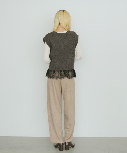 cheriella(シェリエラ)の「【cheriella】スウェードカーブパンツ SUEDE CURVE PANTS(チノパンツ・レディース・ブラック/ブラウン/アイボリー・FREE)」の6枚目の写真