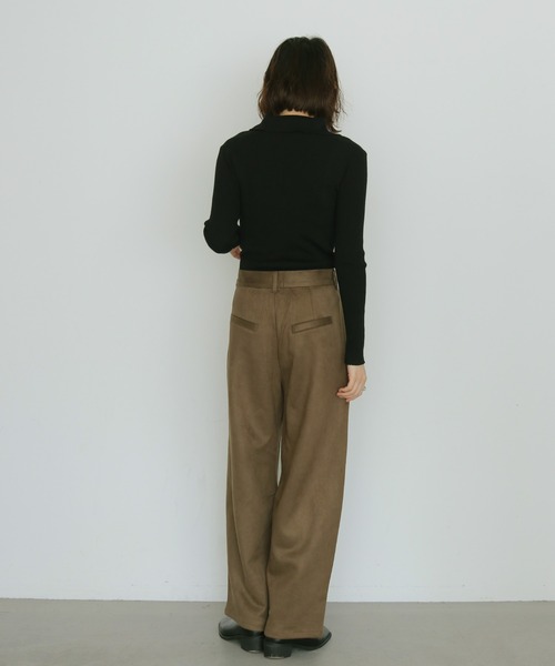 cheriella(シェリエラ)の「【cheriella】スウェードカーブパンツ SUEDE CURVE PANTS(チノパンツ・レディース・ブラック/ブラウン/アイボリー・FREE)」の19枚目の写真