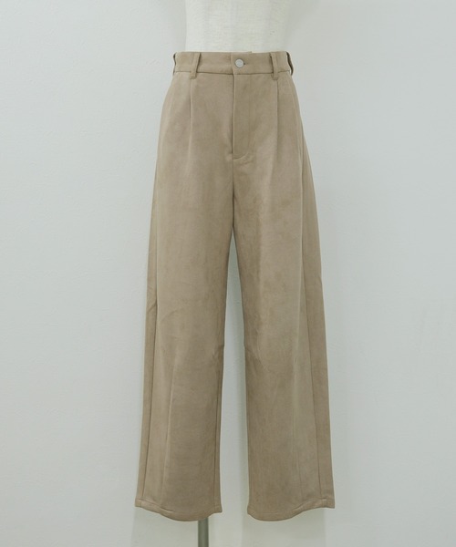 cheriella(シェリエラ)の「【cheriella】スウェードカーブパンツ SUEDE CURVE PANTS(チノパンツ・レディース・ブラック/ブラウン/アイボリー・FREE)」の9枚目の写真
