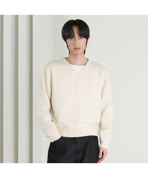 HYOJI（ヒョージ）の「26 FW ウォッシャブルソフトタッチ Vネック クロップドニット (5カラー)（ニット/セーター・メンズ・クリーム/ネイビー/レッド/チャコール/ブラック・M/L）」の3枚目の写真