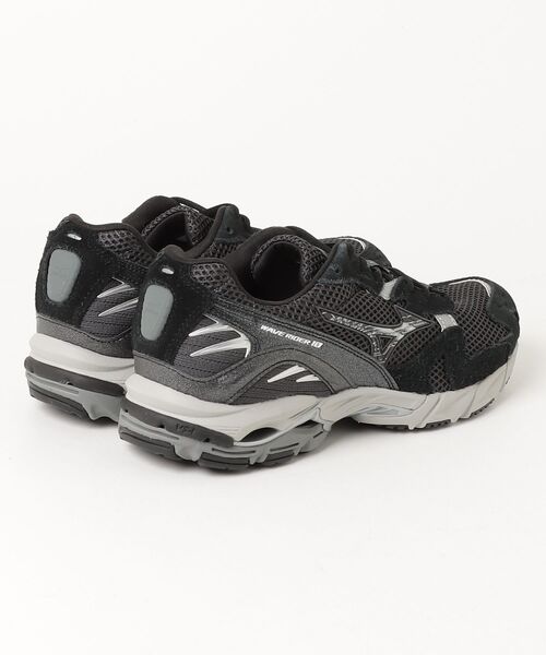 SHIPS any（シップス エニィ）の「MIZUNO:WAVE RIDER10 D1GA2611（スニーカー・メンズ・ブラック/ナチュラル・26/27/28/29）」の3枚目の写真