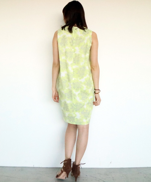 N.(N. Natural Beauty Basic)(エヌエヌナチュラルビューティーベーシック)の「フラワープリントボイルワッシャーワンピース(ワンピース・レディース・ベージュ/イエロー/ブラック・MEDIUM)」の12枚目の写真