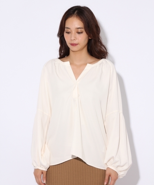 niko and...（ニコアンド）の「ペザントスキッパーブラウス【niko and ...】（シャツ/ブラウス・レディース・オフホワイト/ボルドー/ネイビー・LARGE/MEDIUM）」の13枚目の写真