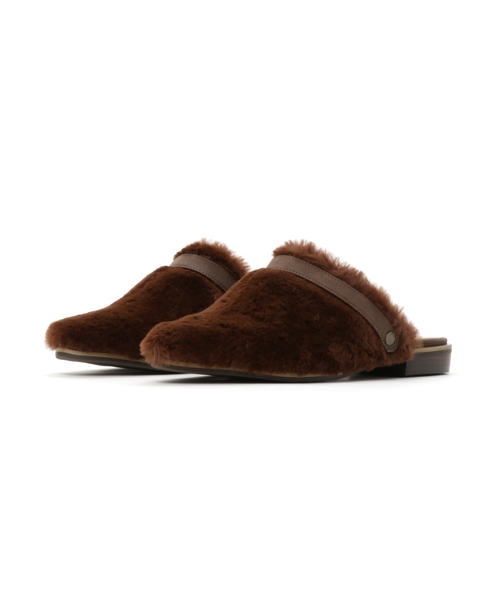 niko and...（ニコアンド）の「オリジナル2WAYフェイクファースリッパ【niko and ...】（サンダル・レディース・ブラウン/ブラック・LARGE/MEDIUM）」の10枚目の写真