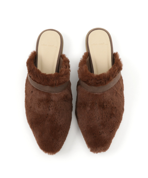 niko and...（ニコアンド）の「オリジナル2WAYフェイクファースリッパ【niko and ...】（サンダル・レディース・ブラウン/ブラック・LARGE/MEDIUM）」の6枚目の写真