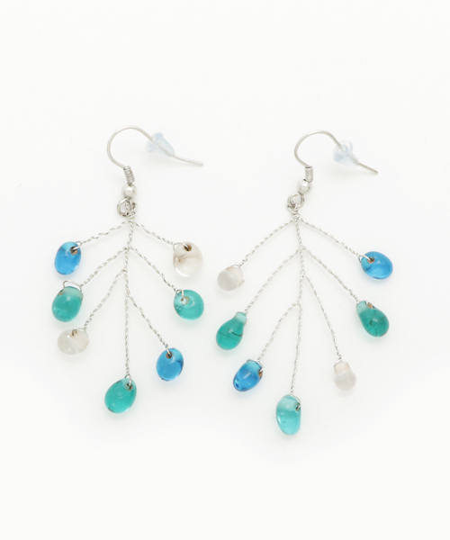 チャイハネ（チャイハネ）の「【チャイハネ】ティアーピアス（ピアス（両耳用）・レディース・クリア/ターコイズブルー/ブルー/カラフル・FREE）」の3枚目の写真