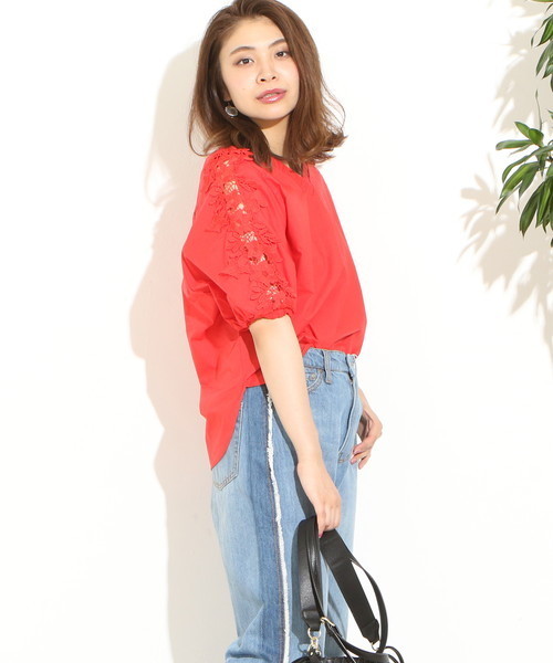 natural couture（ナチュラルクチュール）の「袖透かしレースBL（シャツ/ブラウス・レディース・レッド/ストライプ/アイボリー/ブラック・FREE）」の21枚目の写真
