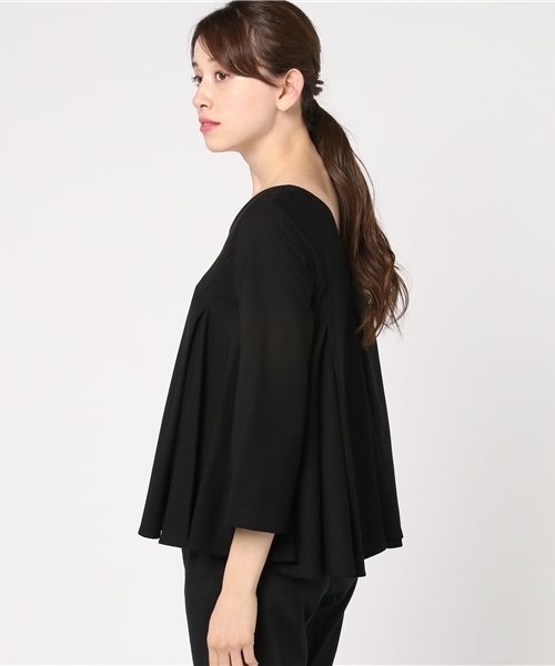 Emma Taylor（エマテイラー）の「タックフレアプルオーバー（シャツ/ブラウス・レディース・ブラック/ブルー/キャメル/グレー・FREE）」の7枚目の写真