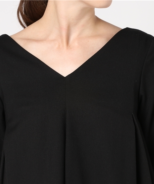 Emma Taylor（エマテイラー）の「タックフレアプルオーバー（シャツ/ブラウス・レディース・ブラック/ブルー/キャメル/グレー・FREE）」の11枚目の写真