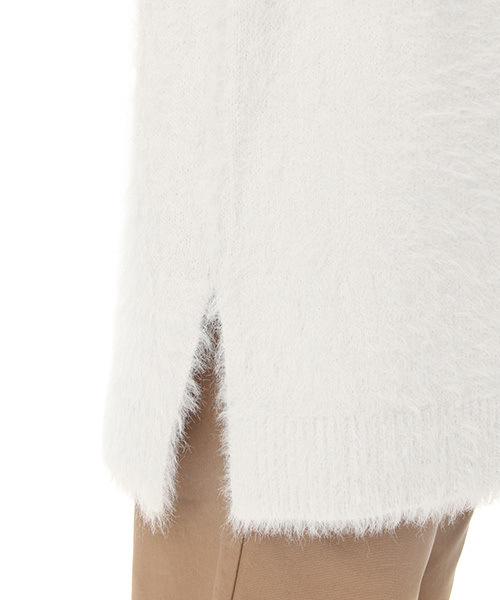 Honeys（ハニーズ）の「ふわもこの優しい肌触りフェザーロングカーディガン（カーディガン/ボレロ・レディース・ピンク/ベージュ/ブラック/アイボリー/グレー/モカ・M/L）」の11枚目の写真