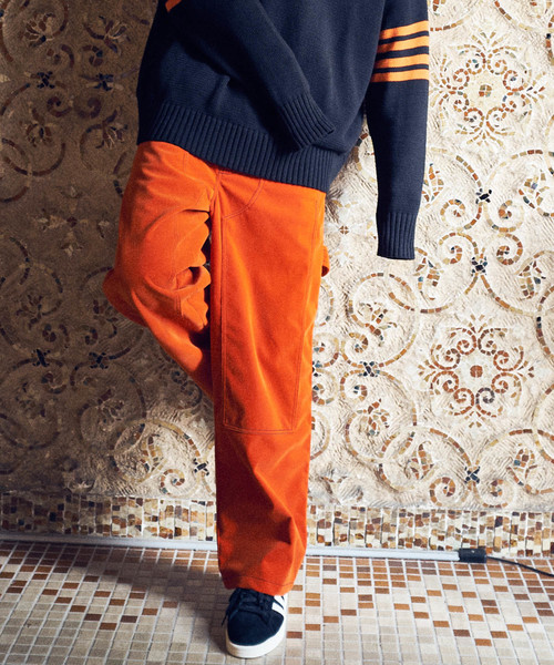 WHO'S WHO gallery(フーズフーギャラリー)の「別珍ペインターパンツ(その他パンツ・メンズ・ブラック/オレンジ・FREE)」の1枚目の写真