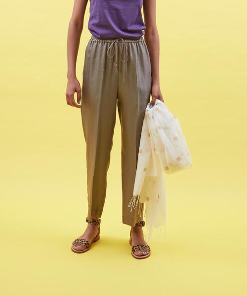Steven Alan（スティーブンアラン）の「＜Steven Alan＞DOBBY GATHER PANTS/パンツ（その他パンツ・レディース・ピンク/ネイビー・SMALL/MEDIUM）」の2枚目の写真