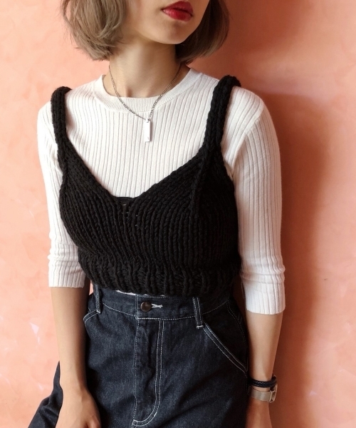 PAGEBOY(ページボーイ)の「ローゲージニットビスチェ(ニット/セーター・レディース・ブラック/ベージュ/オフホワイト・FREE)」の22枚目の写真