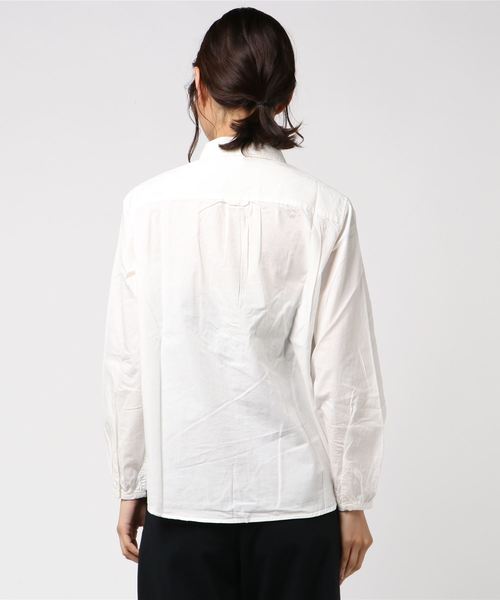 LBC(エルビーシー)の「コットン丸襟シャツ(シャツ/ブラウス・レディース・ホワイト/チャコールグレー/レッド・M/L)」の5枚目の写真