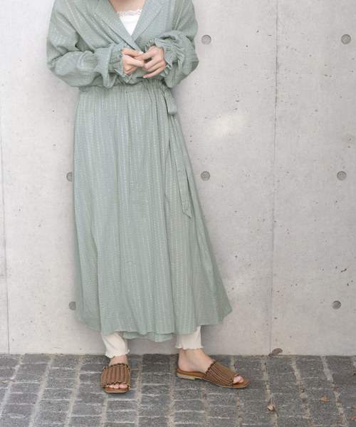 w closet(ダブルクローゼット)の「スクエアドットドビーカシュクールワンピース(ワンピース・レディース・イエロー/ミント/キナリ・FREE)」の19枚目の写真