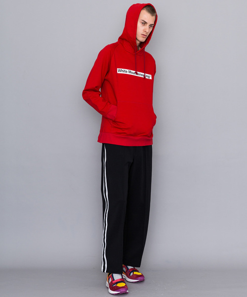 WHITE MOUNTAINEERING（ホワイトマウンテニアリング）の「【White Mountaineering】WM LOGO PRINTED HOODIE（パーカー・メンズ・ブラック/レッド/ブルー/グリーン・1/2/3）」の15枚目の写真