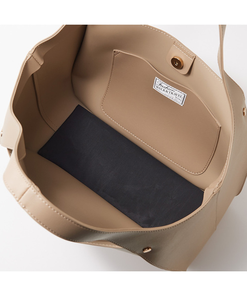 IEDIT(イディット)の「IEDIT 上品モードな美人トートバッグ〈エクリュベージュ〉(トートバッグ・レディース・ベージュ・ONE SIZE)」の3枚目の写真