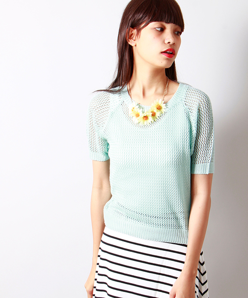 WEGO（ウィゴー）の「WEGO/メッシュ編み半袖ニット（ニット/セーター・レディース・オフホワイト/グリーン系その他/ライトイエロー/ライトピンク・FREE）」の3枚目の写真