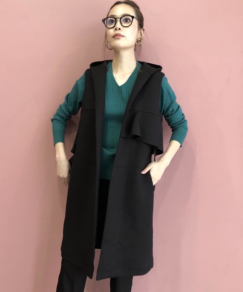 HERENCIA（ヘレンチア）の「バックフリルフード付きロングジレ（ベスト